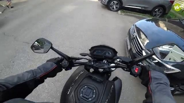 BAJAJ DOMINAR 400 обзор годного мотоцикла... но это не точно... (16+)