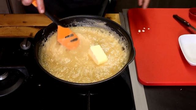 Σπιτικές καραμέλες γάλακτος η βουτύρου χωρίς θερμόμετρο με μόνο 4 υλικά. Caramel Toffee Recipe смотреть онлайн