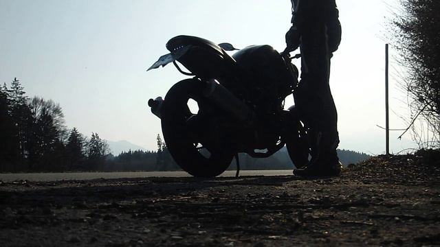 Ducati Monster 600 Leo Vince смотреть онлайн