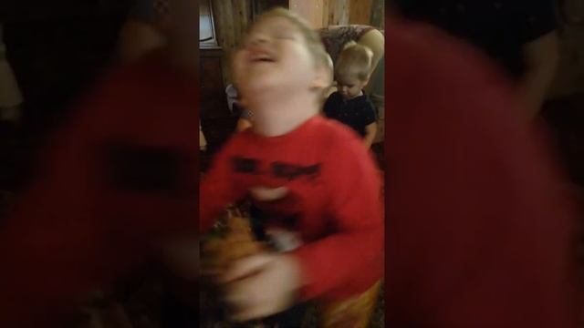 не только массаж ног и игра одновременно #массаж