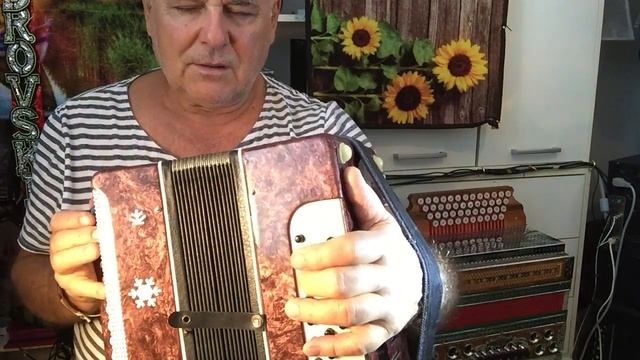 " Омоложение" гармони Восток и ремонт ввалившегося меха 001 смотреть онлайн