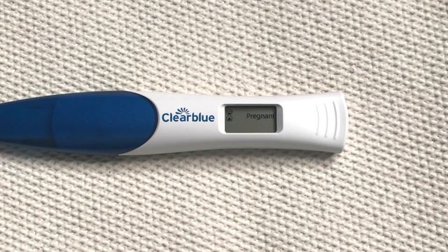I'm Pregnant! Live Pregnancy Test At 15dpo! Clearblue Digital!