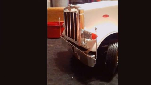 Italeri 1/24  Peterbilt 378-119 ,westernstar Australian Truck And Timber Trailer