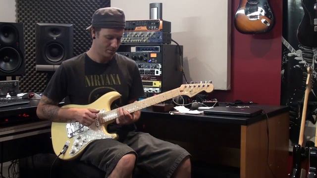 EVH 5150  50 watt Clean channel with delay pedal comparisons