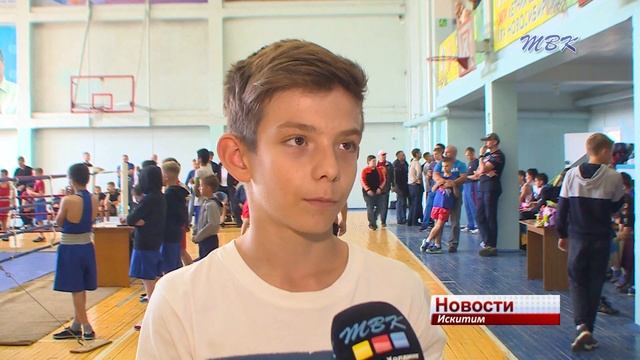 В Искитиме дали старт 17-му турниру по боксу памяти Д. Бобринского смотреть онлайн