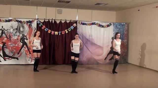 Стрип пластика/приватный танец, фрагмент отчетного концерта в школе "Студия танцев Триумф" смотреть онлайн