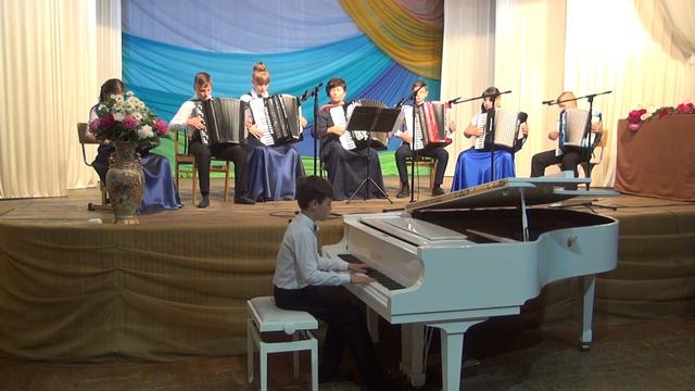 Я люблю аккордеон! 4 Алена Закревская смотреть онлайн