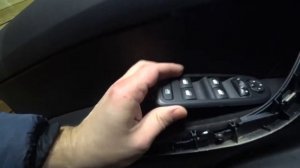 Как снять обшивку двери Пежо 408 (308)
