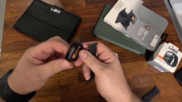 Противоударный чехол-ремешок для Apple Watch UAG Scout Plus