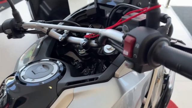 ‼️Así Llega! La Nueva Honda SÁHARA 300 2024 Las Más Equipada En su SEGMENTO смотреть онлайн