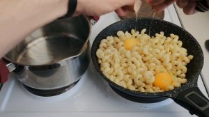 Как приготовить макароны с яйцом?