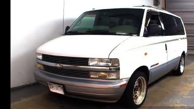 1999 GM CHEVROLET ASTRO LT_4WD CL14G смотреть онлайн