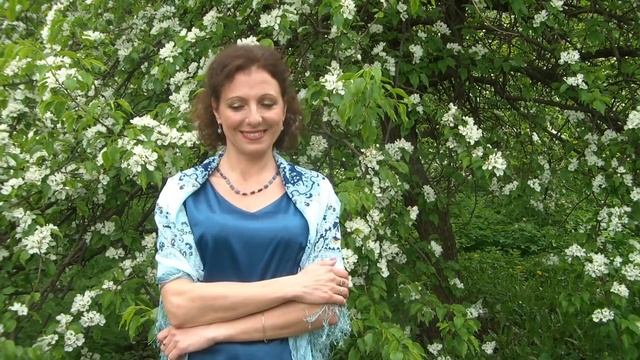 Что так сердце растревожено - Поёт Юлия Боголепова смотреть онлайн