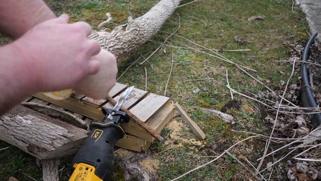 NEW Dewalt DCS382 Sawzall Reciprocating Saw And FREE Power Stack Battery Review