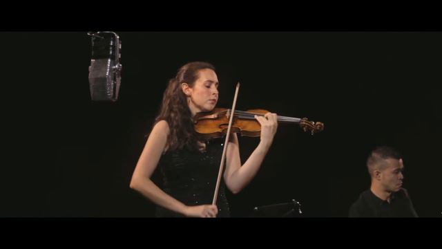 'Clair de Lune' by Claude Debussy - Stunning Violin and Piano Live Performance смотреть онлайн