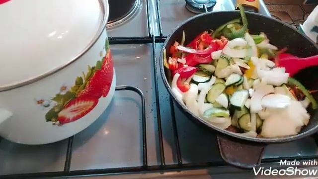 Готовлю ХЕ из вареной печени.Получилась мягкая,вкусная,нежная печень. смотреть онлайн