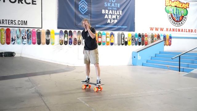 THE BIGGEST WHEELS VS TINIEST WHEELS GAME OF SKATE! смотреть онлайн