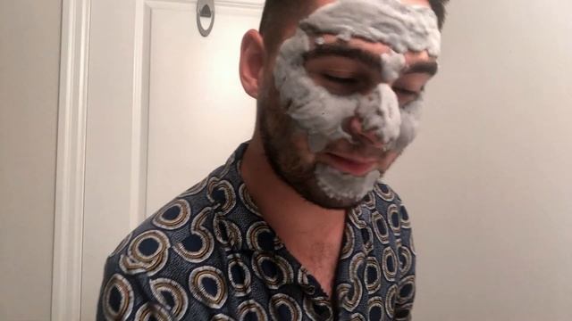 TRYING THE CARBONATED BUBBLE CLAY MASK (TERRIFYING) смотреть онлайн
