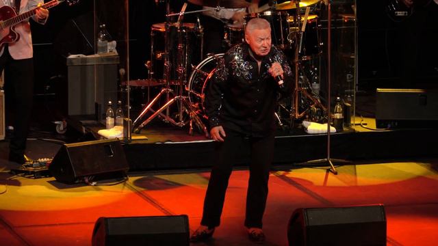Jerry Williams - Lipstick, Powder And Paint **LIVE 10/8-2017** (HD 4K footage) смотреть онлайн