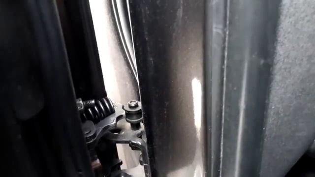 Проще простого - удаляем скрип в дверях Dodge Journey mp4 смотреть онлайн