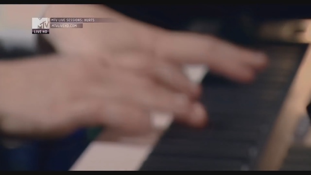 Hurts - Illuminated RUS смотреть онлайн