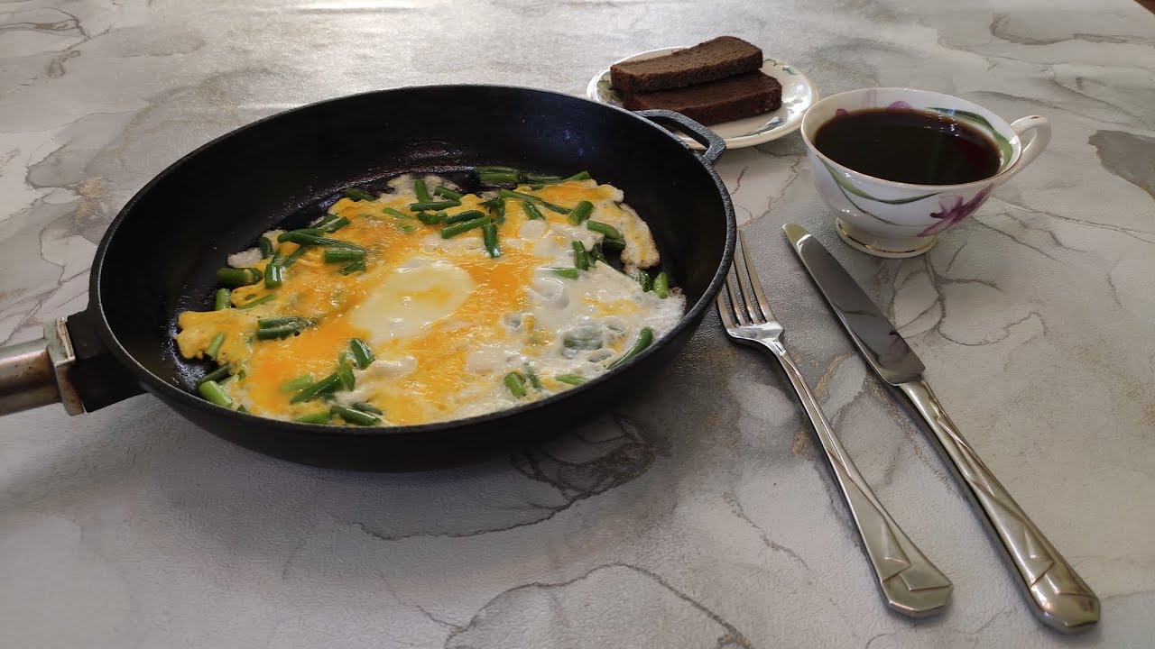 Вкусный завтрак! Летний вариант приготовления яичницы, мой фирменный рецепт!