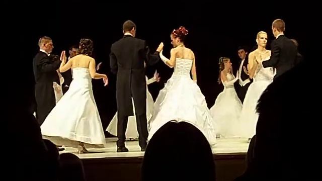 Szalagavató 2012 ~ Angol keringő смотреть онлайн