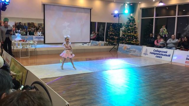 Вальс шутка. Кукла. Алиса, 5 лет смотреть онлайн