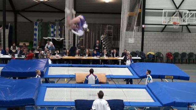 Savannah & Robin tijdens de eerste plaatsingswedstrijd trampoline A/B 2012 in Hoogezand смотреть онлайн