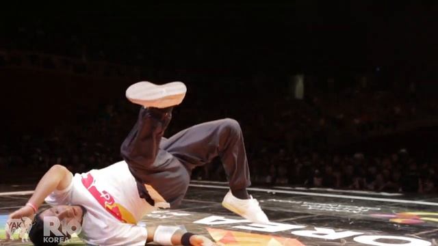 R16 Bboy Battle 1on1 in Seoul, South Korea | YAK FILMS + Casual Music смотреть онлайн