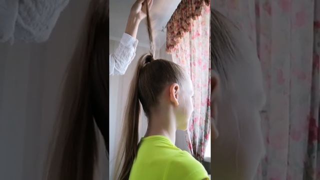 Гулька с начесом от Вики Осьмаковой смотреть онлайн