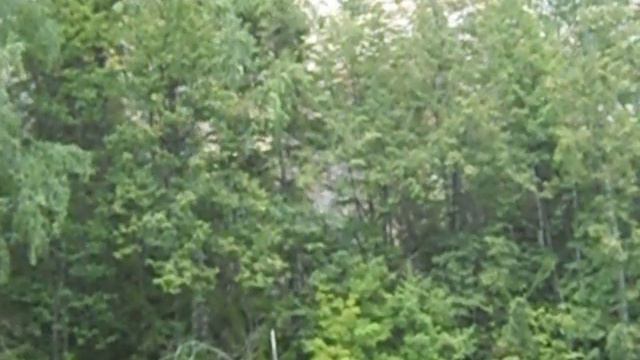 Сплав на катамаране. Река Чусовая. Камень "Дыроватый" с пещерой. смотреть онлайн