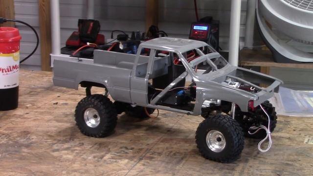 Trailfinder 2 Long Wheel Base Chassis for the 87 Xtra Cab Toyota смотреть онлайн