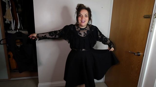 Capsule wardrobe: but make it Helena Bonham Carter. смотреть онлайн