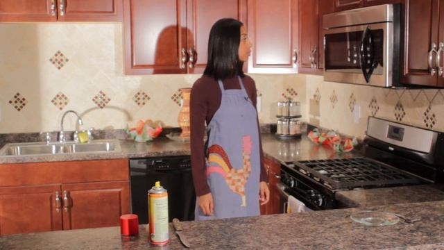 Working With Eggs : How to Fry an Egg in the Microwave смотреть онлайн