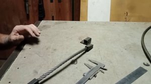 Простой доводчик своими руками