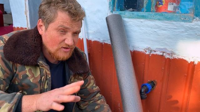 #38 Утепляем трубы. Готовимся ко дню рождения | Живая ферма смотреть онлайн