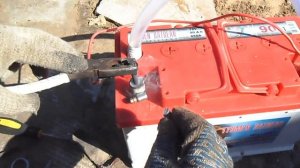 V2-Восстановление клеммы АКБ, пайка угольным стержнем из батарейки