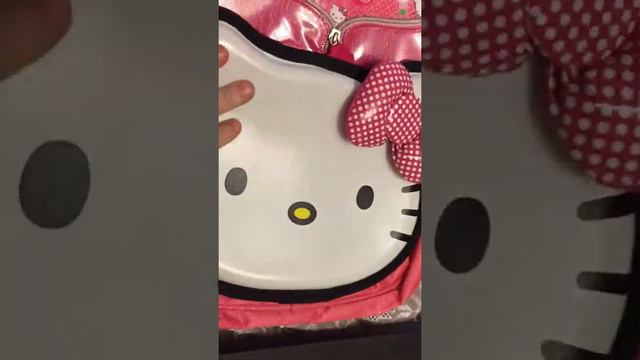 Посылка 1-3 сумочка для девочки и рюкзак для девочки Хеллоуин китти смотреть онлайн