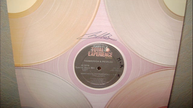 Yarbrough & Peoples - Heartbeats (inst)