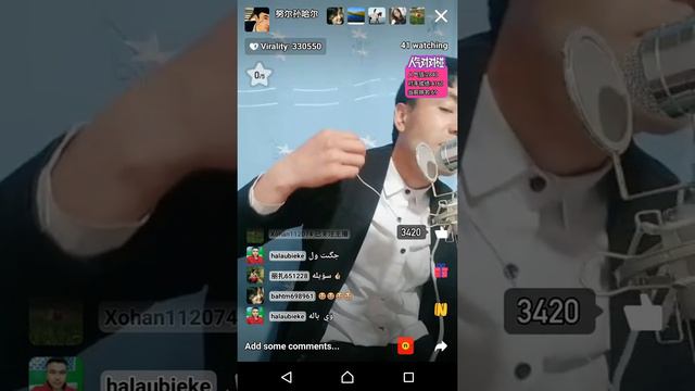 nursungkar sasan ule 20180418 他说新疆尼勒克县喀拉苏乡kyzay部落的。 不是专业歌手，也不是专业诗人(Akyn emes)，而是幽默，热情，意志和行动力很强呢 смотреть онлайн