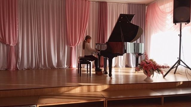 Алехина Мария, 7 лет. А. Роули"В стране гномов";Л.Шукайло"Старинный танец" смотреть онлайн