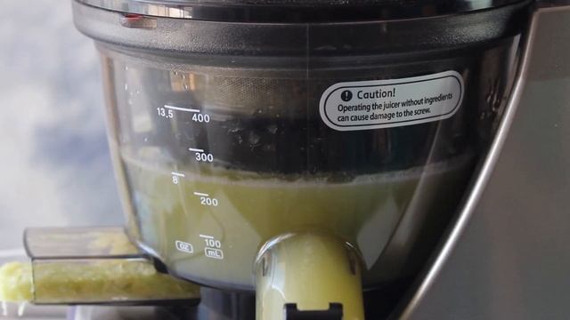 Kuvings B1700 Cold Press Whole Slow Juicer and Green Summer Juice Recipe смотреть онлайн