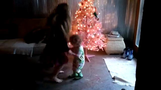 Aura & Lavender dancing to Nouvelle Vague cover смотреть онлайн