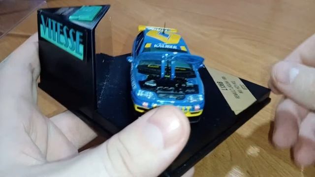 Коллекционная модель автомобиля Renault Laguna. Обзор редкой модели.mp4 смотреть онлайн