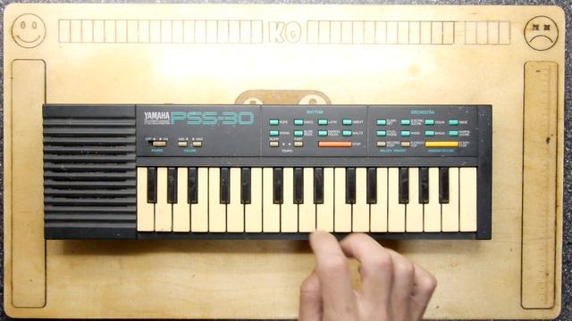 Yamaha PSS-30 Synth смотреть онлайн