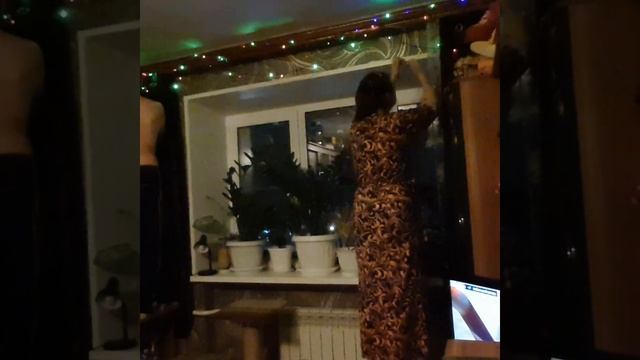 Купили гирлянду на алиэкспрессе. украшаем окно смотреть онлайн