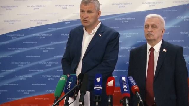 ДЕПУТАТ ПОРАЗИЛ ВСЕХ! ЗРЕЕТ БУНТ! НАРОД УЖЕ УСТАЛ ТЕРПЕТЬ ВЫХОДКИ ПРАВИТЕЛЬСТВА смотреть онлайн