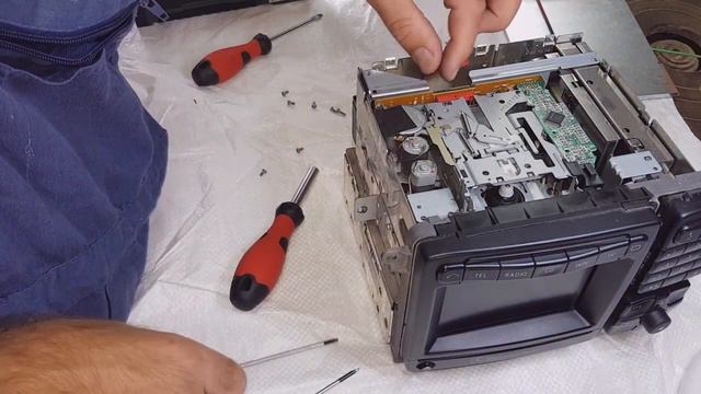 Mercedes W220 Command 2.5 Deck/vrata Kazetofona Na W220