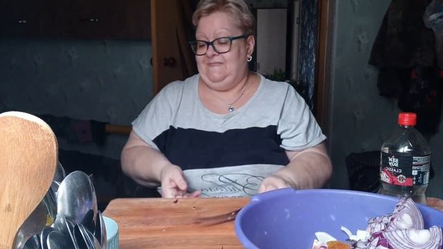 ИНТЕРЕСНАЯ ЖИЗНЬ смотреть онлайн